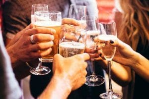 10 thói quen gây vô sinh bạn đang làm hằng ngày mà không hề hay biết