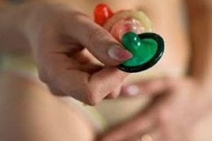 Dị ứng với bao cao su – “Thủ phạm” và cách ứng phó